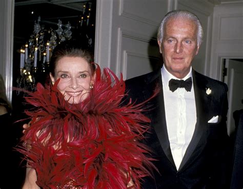 maakte mode ontwerper hubert de givenchy voor audrey hepburn|hubert de givenchy interviews.